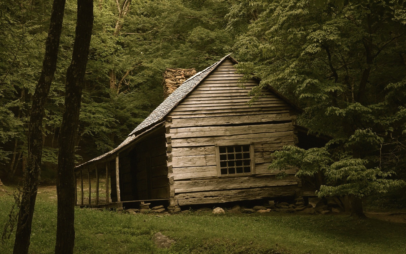 Where to Stay in the Foothills